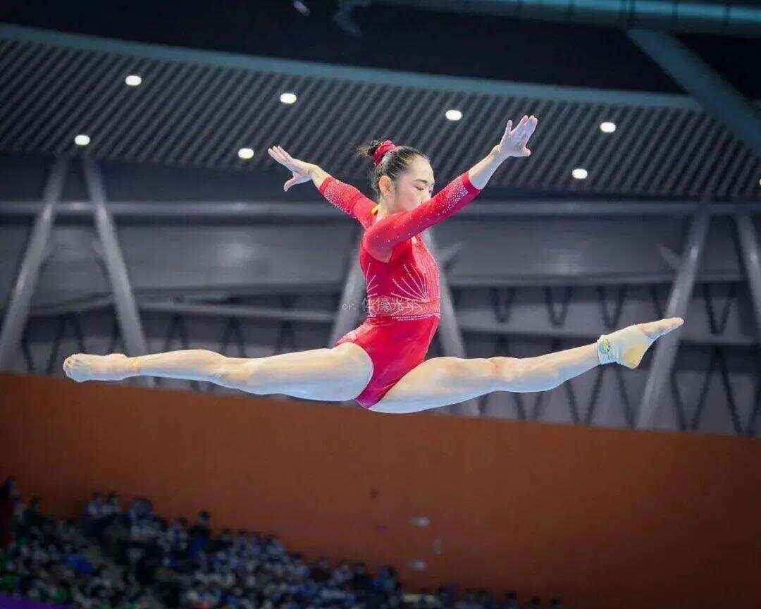 包含体操热度飙升,网友热议不断的词条 包含体操热度飙升,网友热议不断的词条