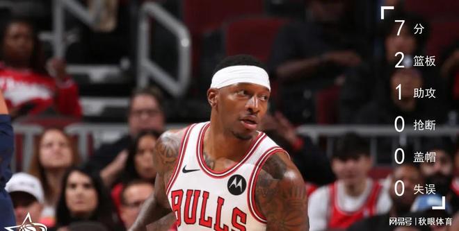 步行者鏖战上海队,德罗赞扛起全队 步行者鏖战上海队,德罗赞扛起全队