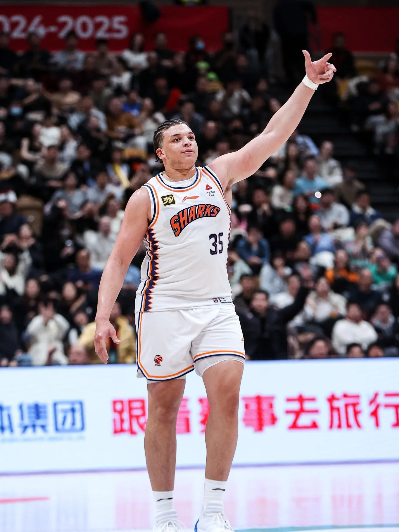 北京队逆转篮网,周琦扛起全队 北京队逆转篮网,周琦扛起全队