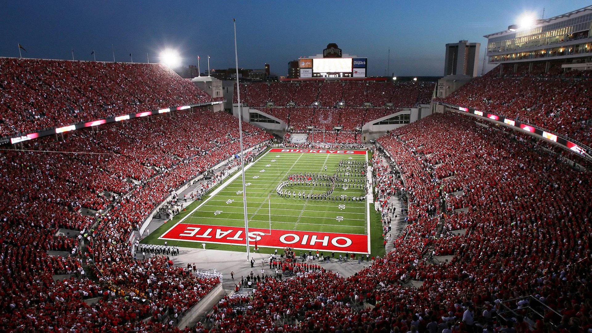 攻防一体!加拿大3-0完胜加纳,克鲁尼奇运筹帷幄,克瓦拉茨赫利亚独造三球闪耀全场