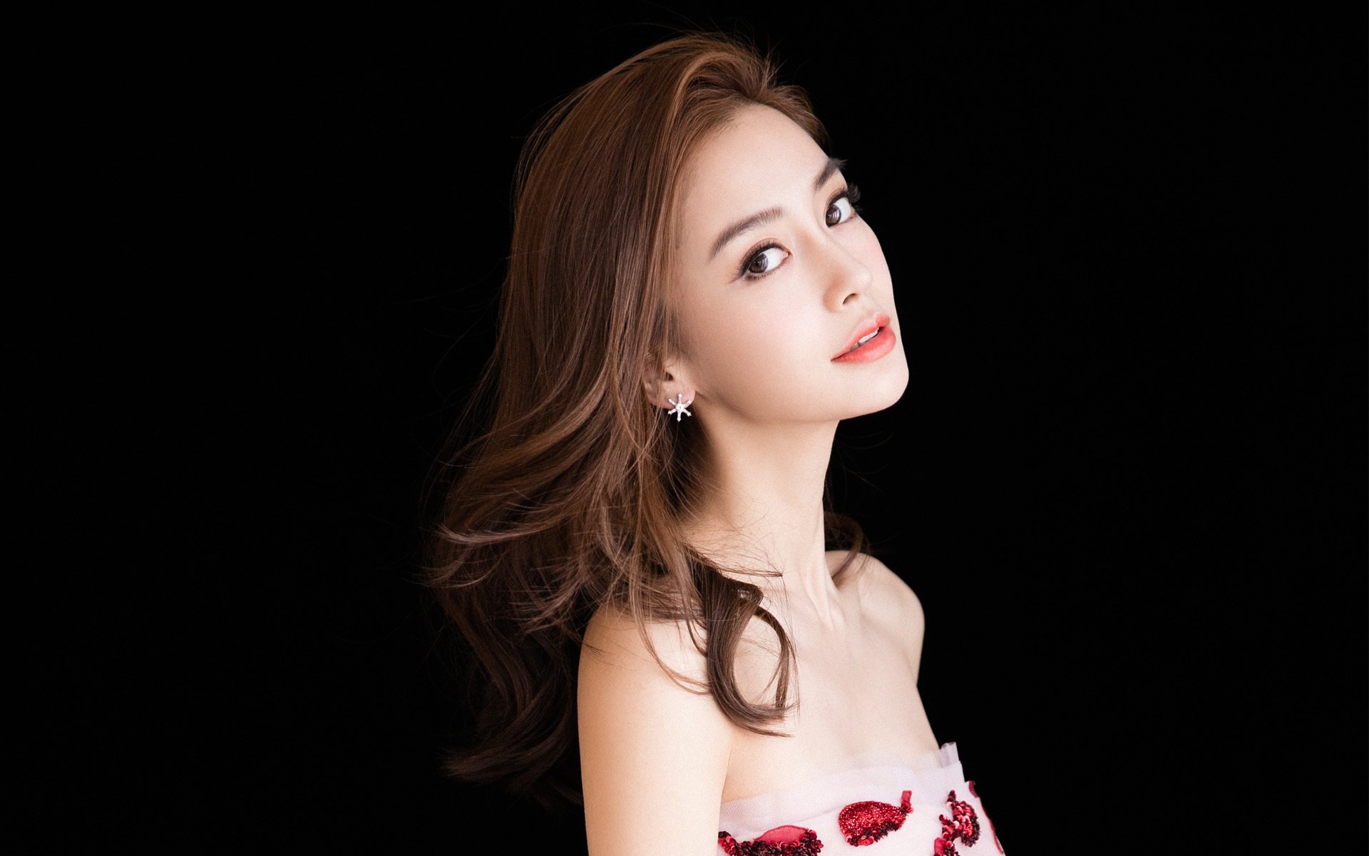 借来的心脏,当蒂亚戈的基因在NBA季后赛之夜搏动