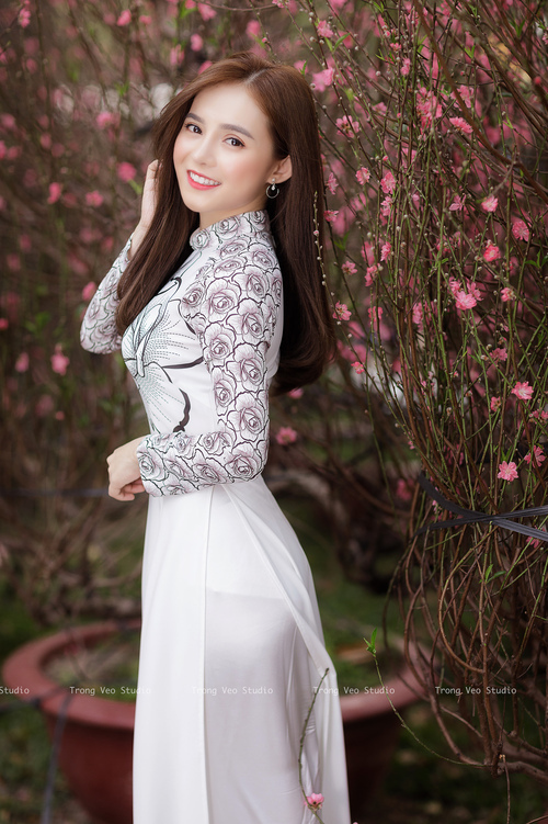 一人压城，狂飙在明尼苏达寒夜的唯一火焰