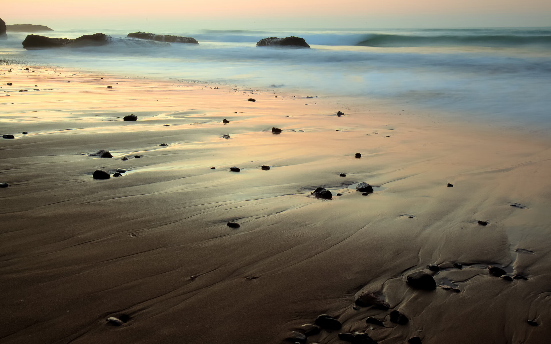 蓝鹰与棋盘格的握手，当格列兹曼击穿所有立场